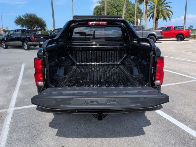 Used 2025 Chevrolet Colorado Z71 w/ Midnight Edition AWD/4WD image 13