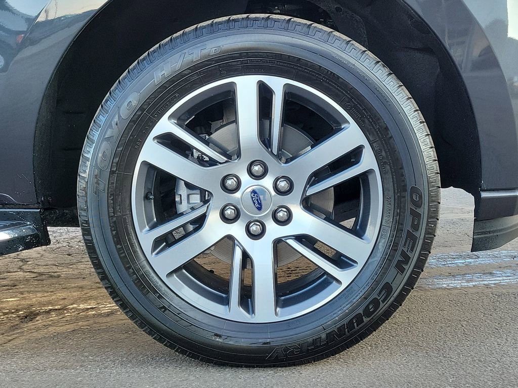 Certified 2022 Ford Expedition XLT image 9