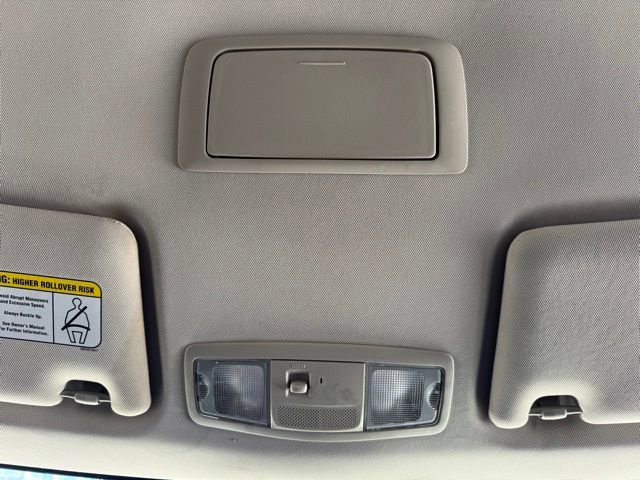 Used 2018 Mitsubishi Outlander 4WD Plug-In Hybrid image 33