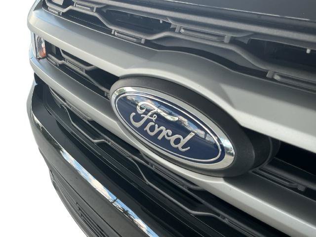 Certified 2024 Ford Expedition XLT RWD image 12