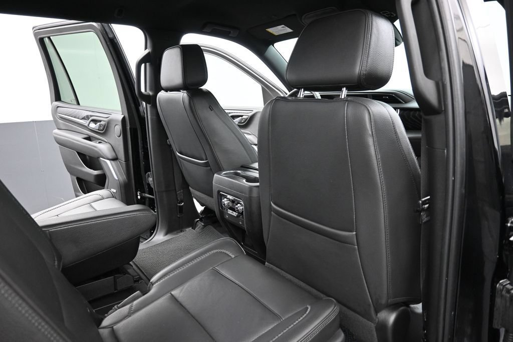 Used 2023 GMC Yukon Denali RWD image 10