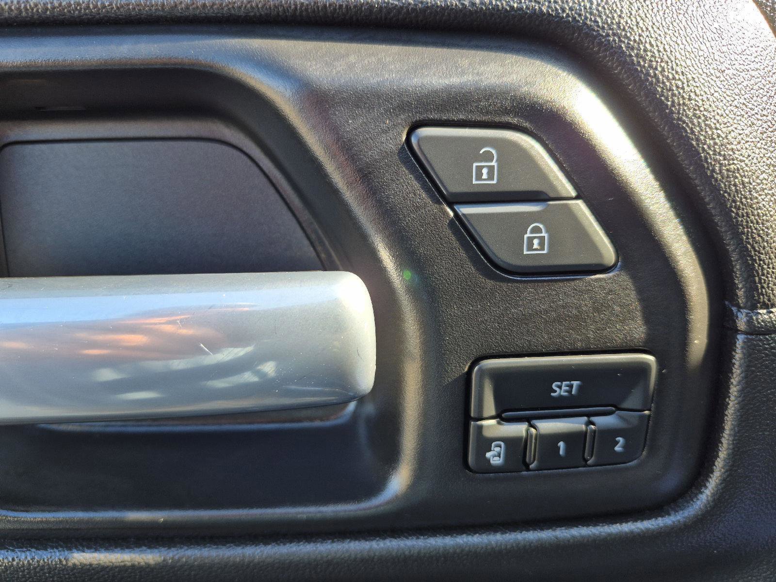 Used 2021 GMC Sierra 1500 SLT image 15