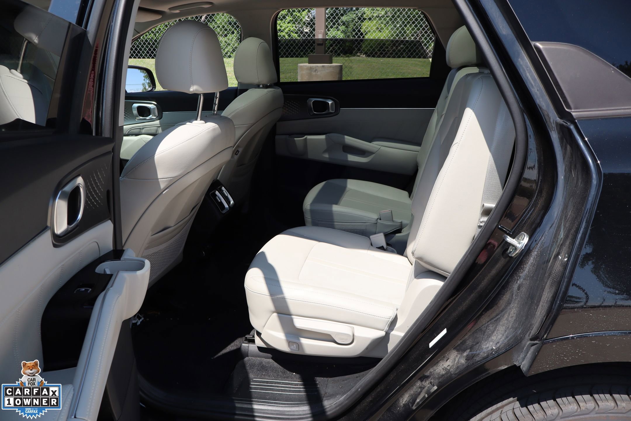 Used 2022 Kia Sorento SX AWD/4WD image 27