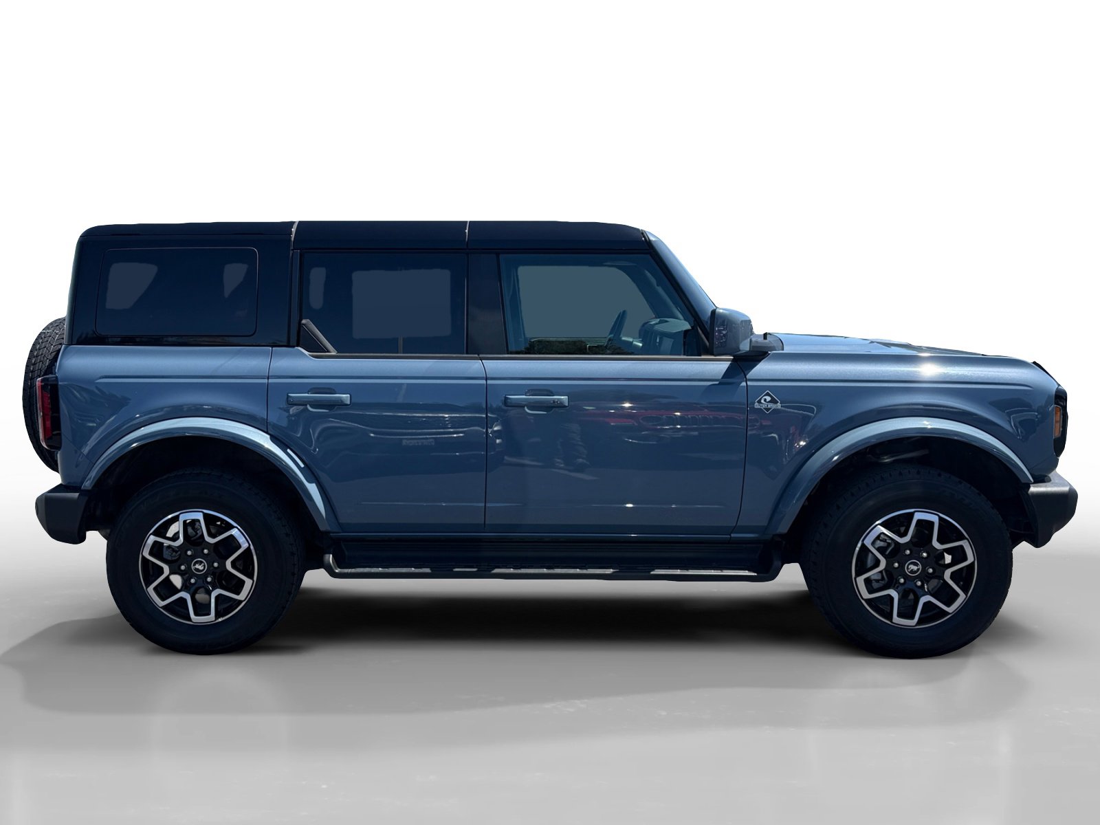 Certified 2025 Ford Bronco Outer Banks AWD/4WD image 6
