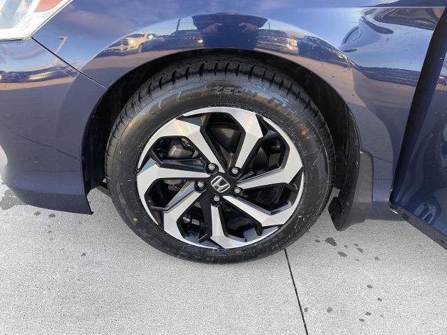 Used 2017 Honda Accord EX-L image 10