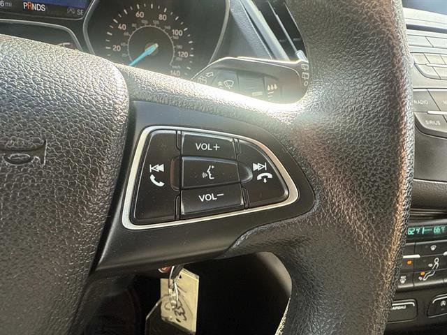 Certified 2018 Ford Escape SE image 30