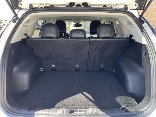 Used 2018 Jeep Compass Trailhawk w/ Cold Weather Group image 34