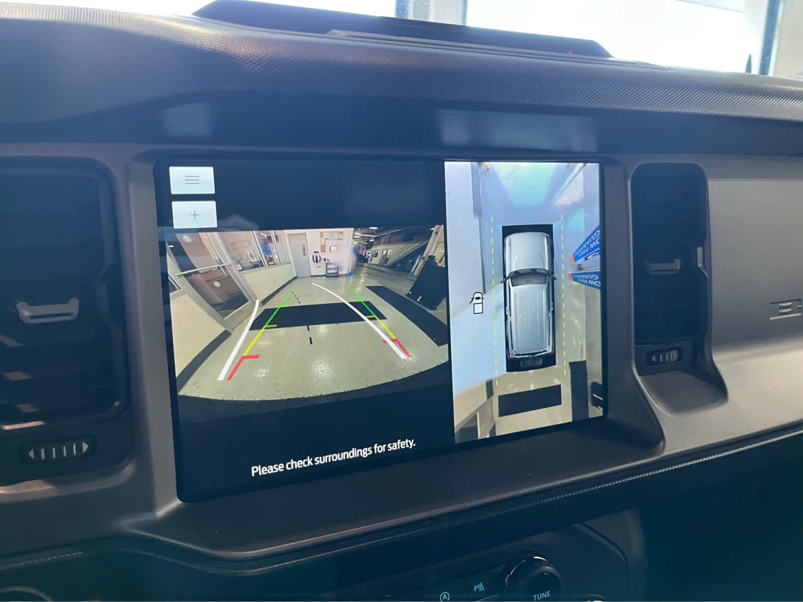 Certified 2023 Ford Bronco Outer Banks w/ Sasquatch Package AWD/4WD image 13