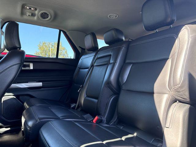 Certified 2023 Ford Explorer XLT w/ Equipment Group 202A AWD/4WD image 11