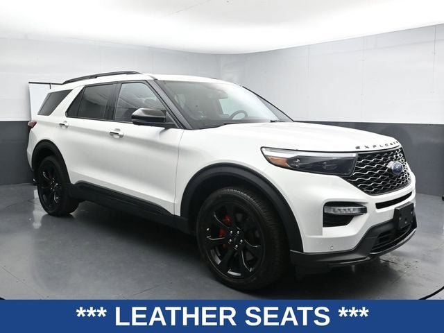 Certified 2022 Ford Explorer ST w/ Equipment Group 401A AWD/4WD image 3