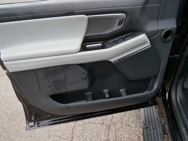 Certified 2025 Ford Expedition Max Platinum w/ Driver's Package image 15