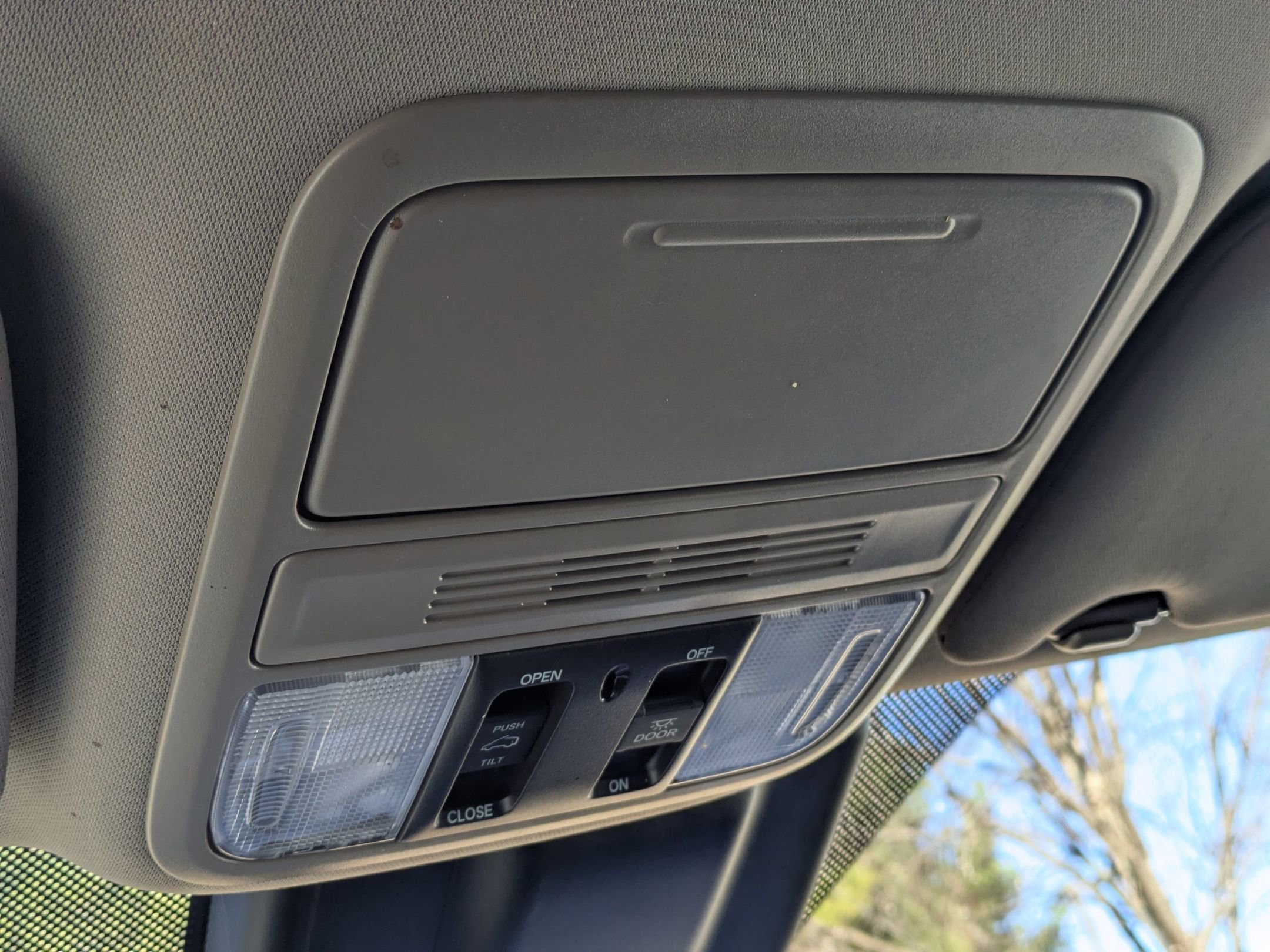 Used 2019 Honda Odyssey EX-L image 23