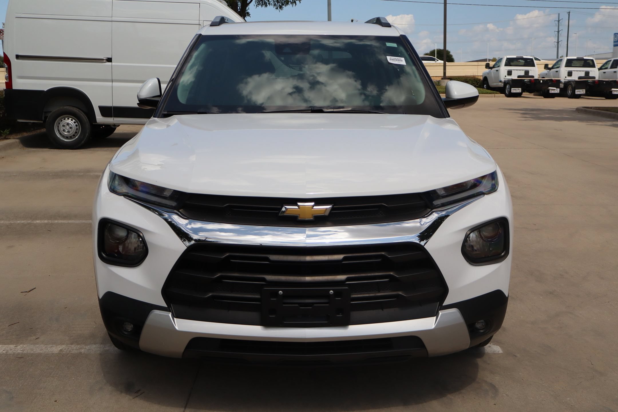Used 2023 Chevrolet TrailBlazer LT FWD image 9