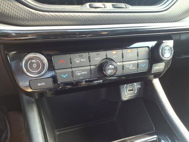Used 2024 Jeep Compass Trailhawk AWD/4WD image 20