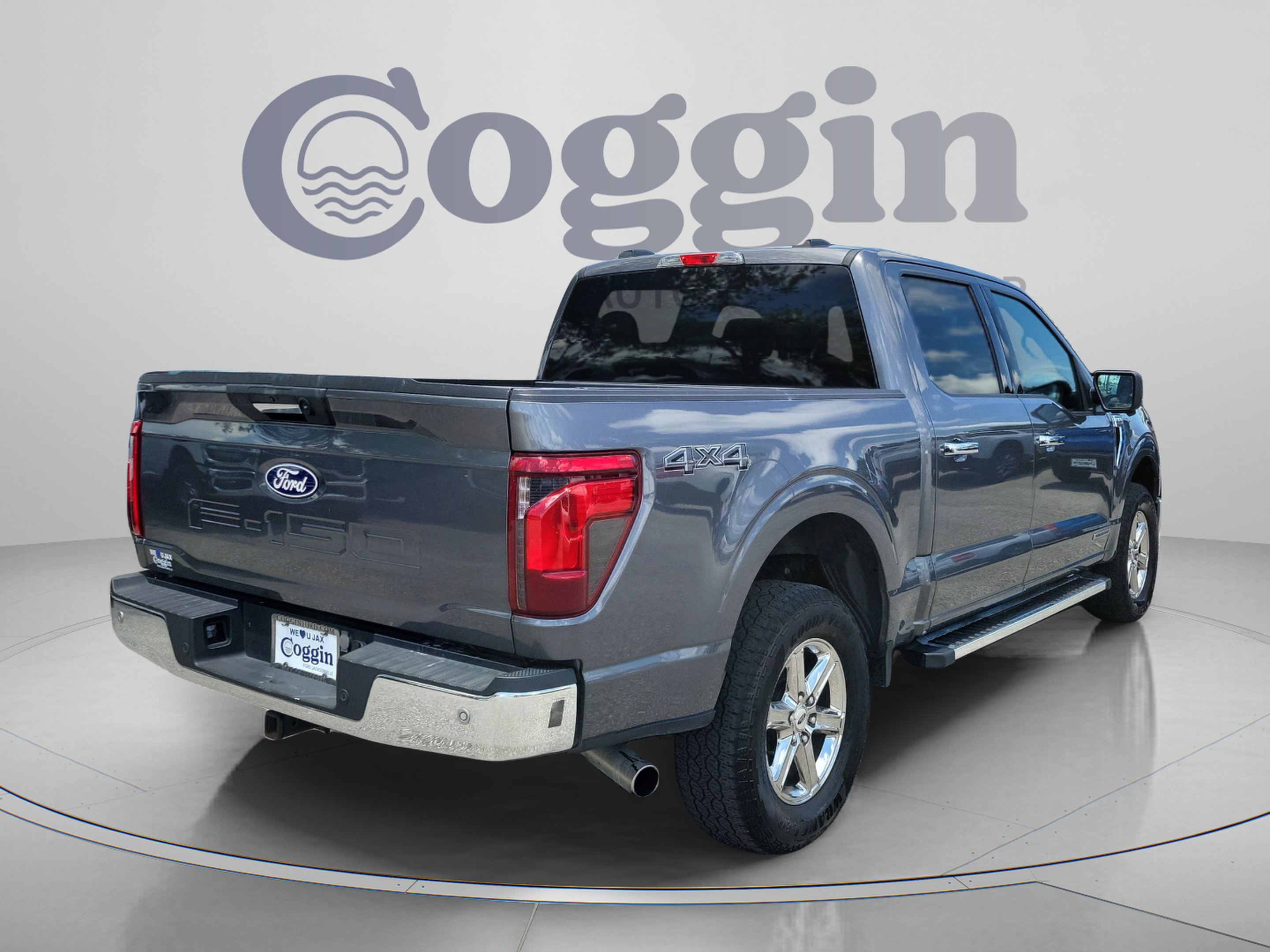 Certified 2024 Ford F150 XLT w/ Mobile Office Package AWD/4WD image 3
