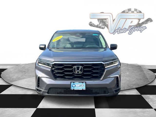 Used 2024 Honda Pilot LX image 2