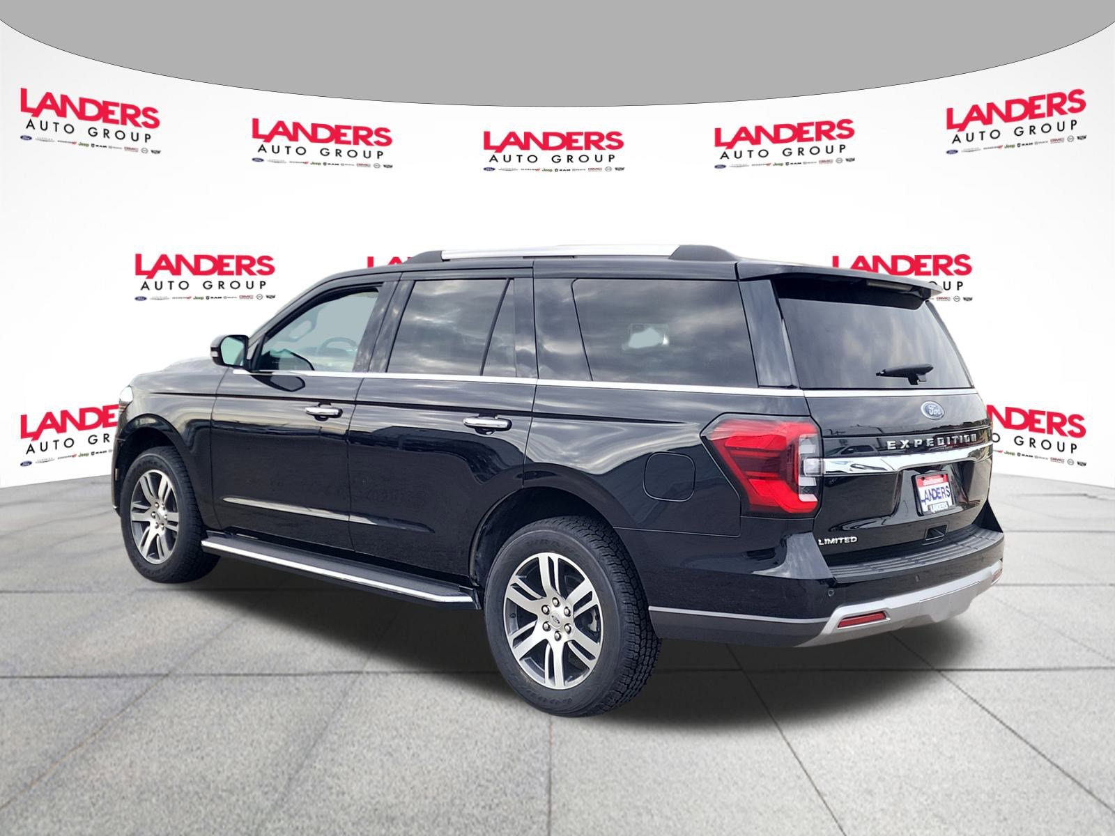 Certified 2023 Ford Expedition Limited image 5