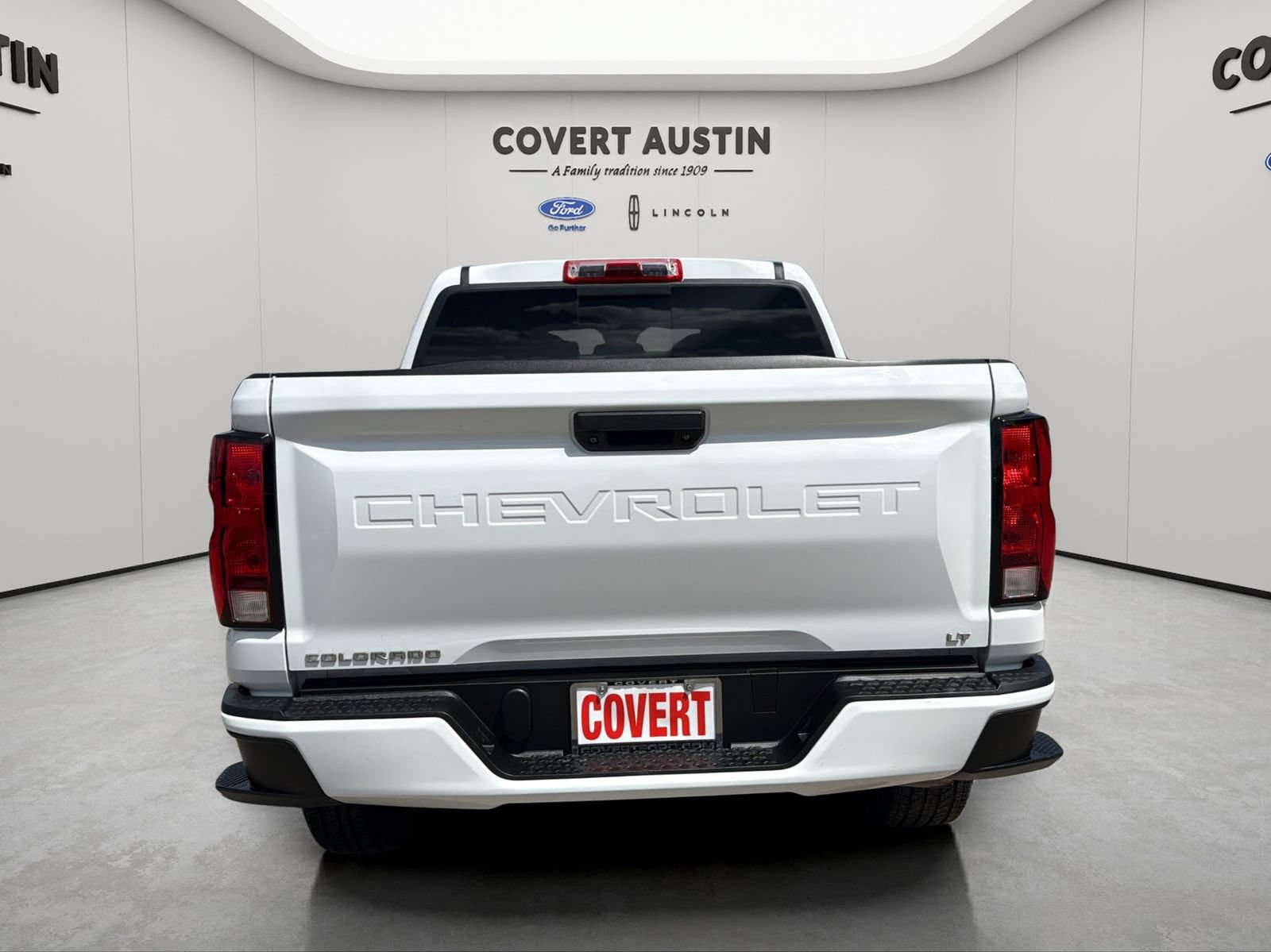 Used 2023 Chevrolet Colorado LT w/ LT Convenience Package RWD image 4