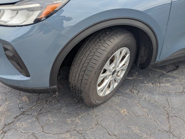 Certified 2023 Ford Escape Active w/ Tech Pack #2 FWD image 6