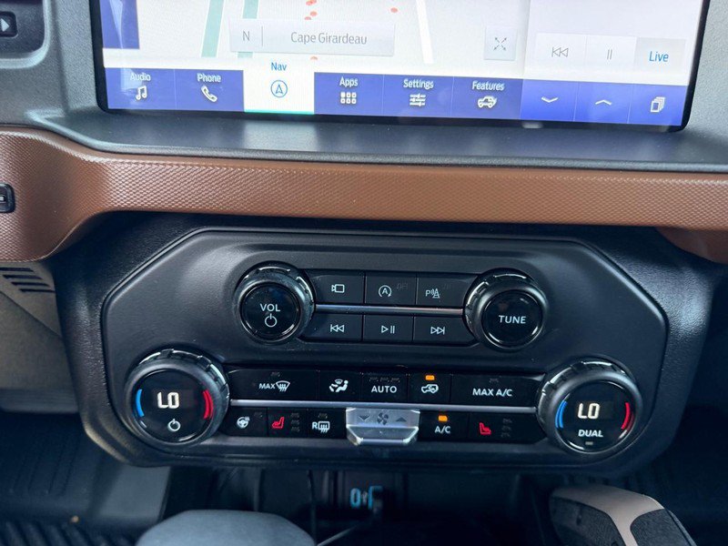Certified 2024 Ford Bronco Outer Banks AWD/4WD image 15