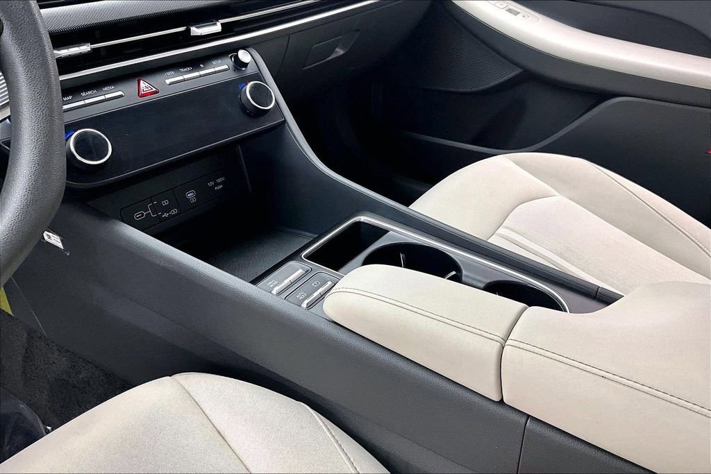 Used 2025 Hyundai Sonata SEL image 15