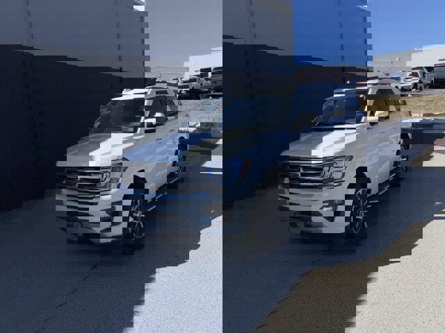 Certified 2020 Ford Expedition XLT w/ Equipment Group 202A image 5