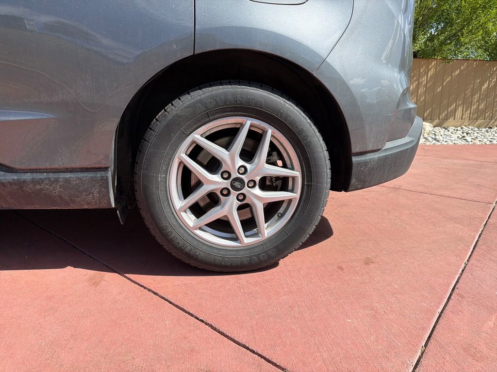 Certified 2024 Ford Edge SEL image 34