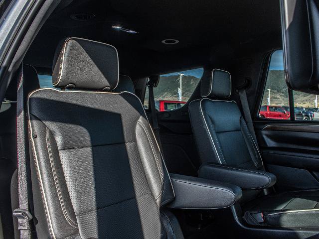 Used 2024 Chevrolet Tahoe Premier w/ Advanced Technology Package AWD/4WD image 28