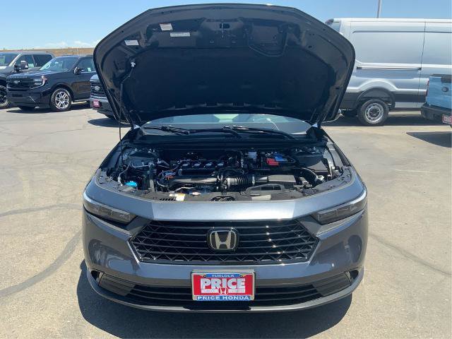 Used 2025 Honda Accord SE image 11