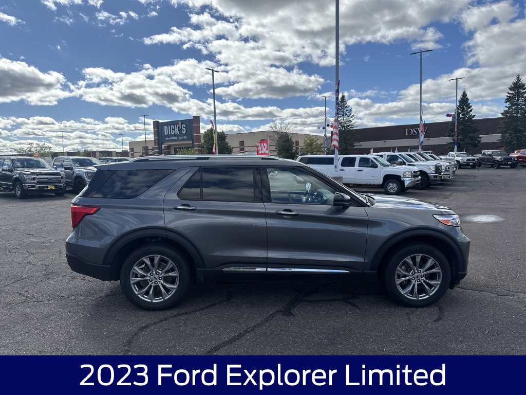 Certified 2023 Ford Explorer Limited AWD/4WD image 6