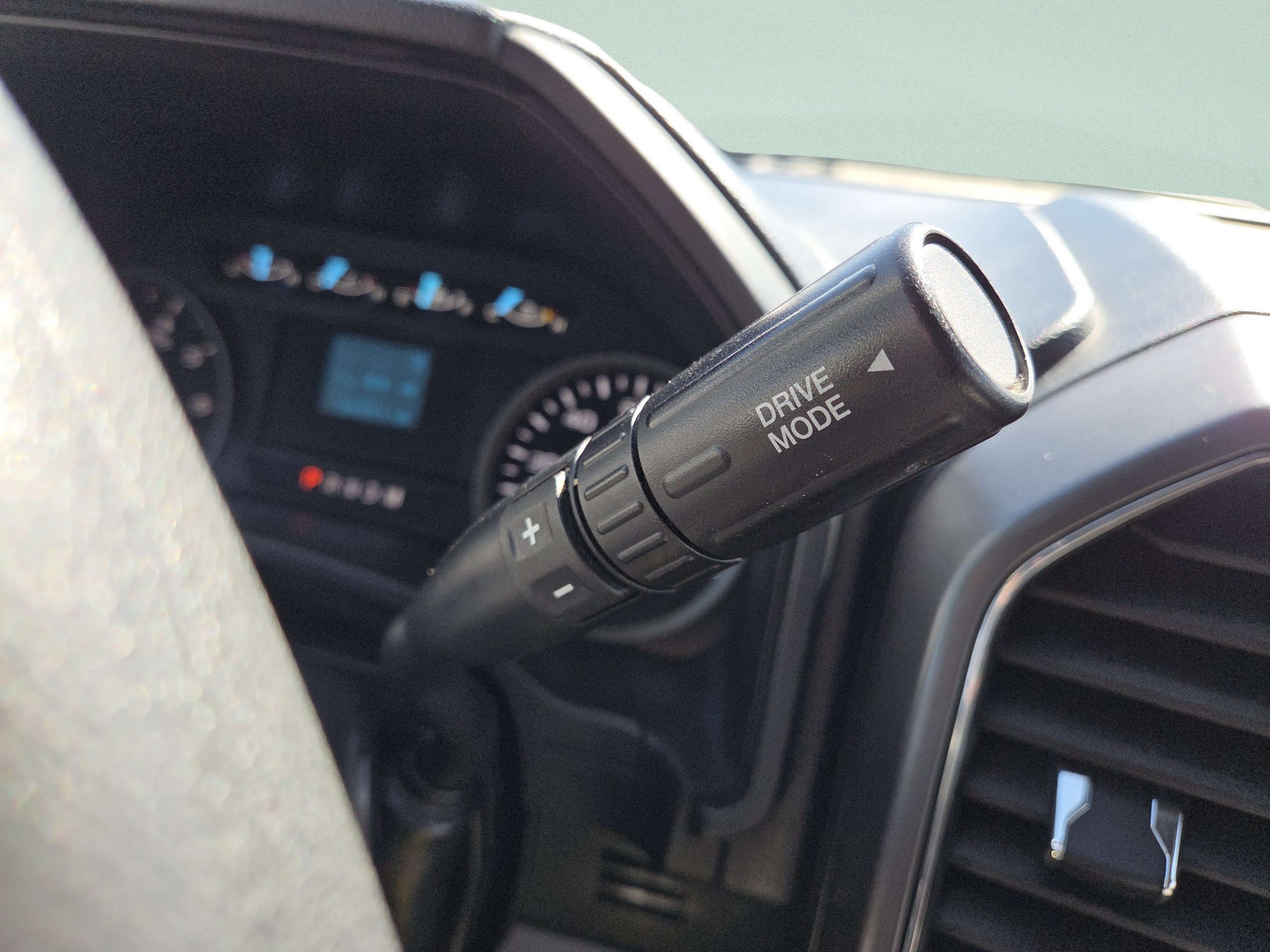 Certified 2019 Ford F150 XLT AWD/4WD image 33