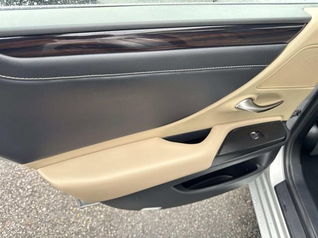 Used 2021 Lexus ES 350 w/ Premium Package image 23