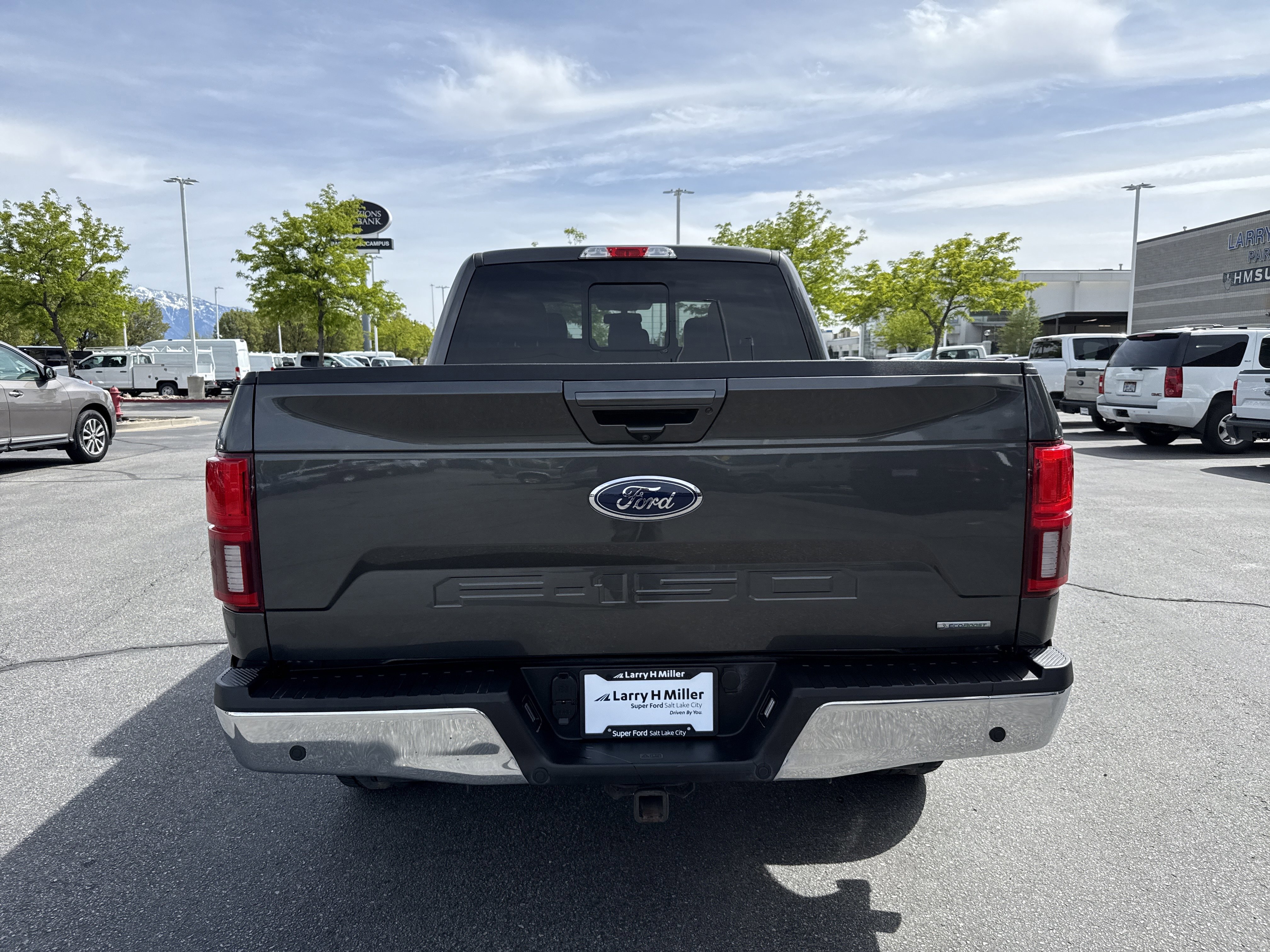 Certified 2020 Ford F150 Lariat w/ Equipment Group 501A Mid AWD/4WD image 4