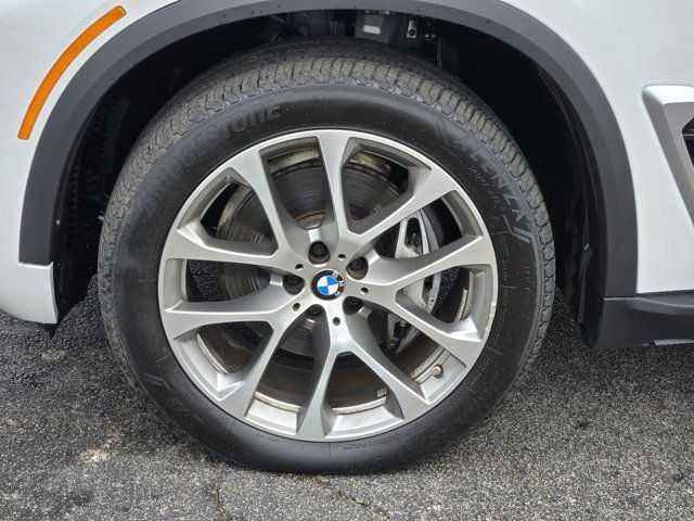 Used 2025 BMW X5 xDrive40i image 10