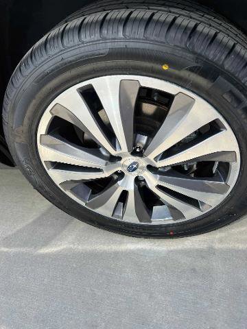 Used 2022 Subaru Ascent Touring image 27