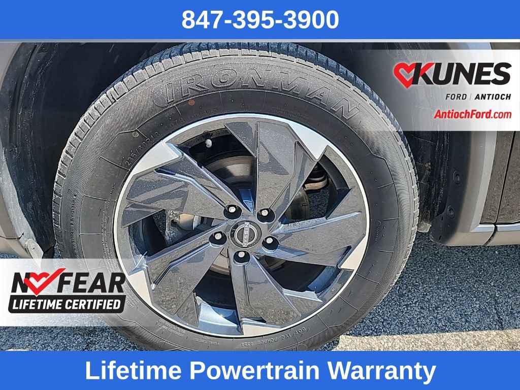 Used 2024 Nissan Rogue SV AWD/4WD image 19