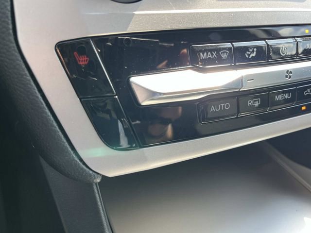 Certified 2024 Ford Explorer XLT RWD image 41
