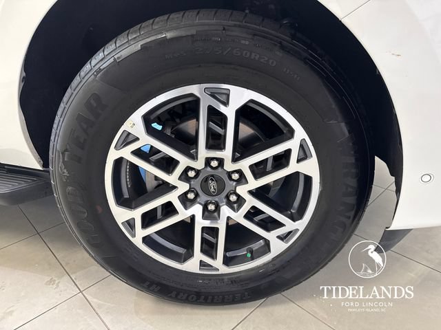 Certified 2025 Ford Expedition Active RWD image 35