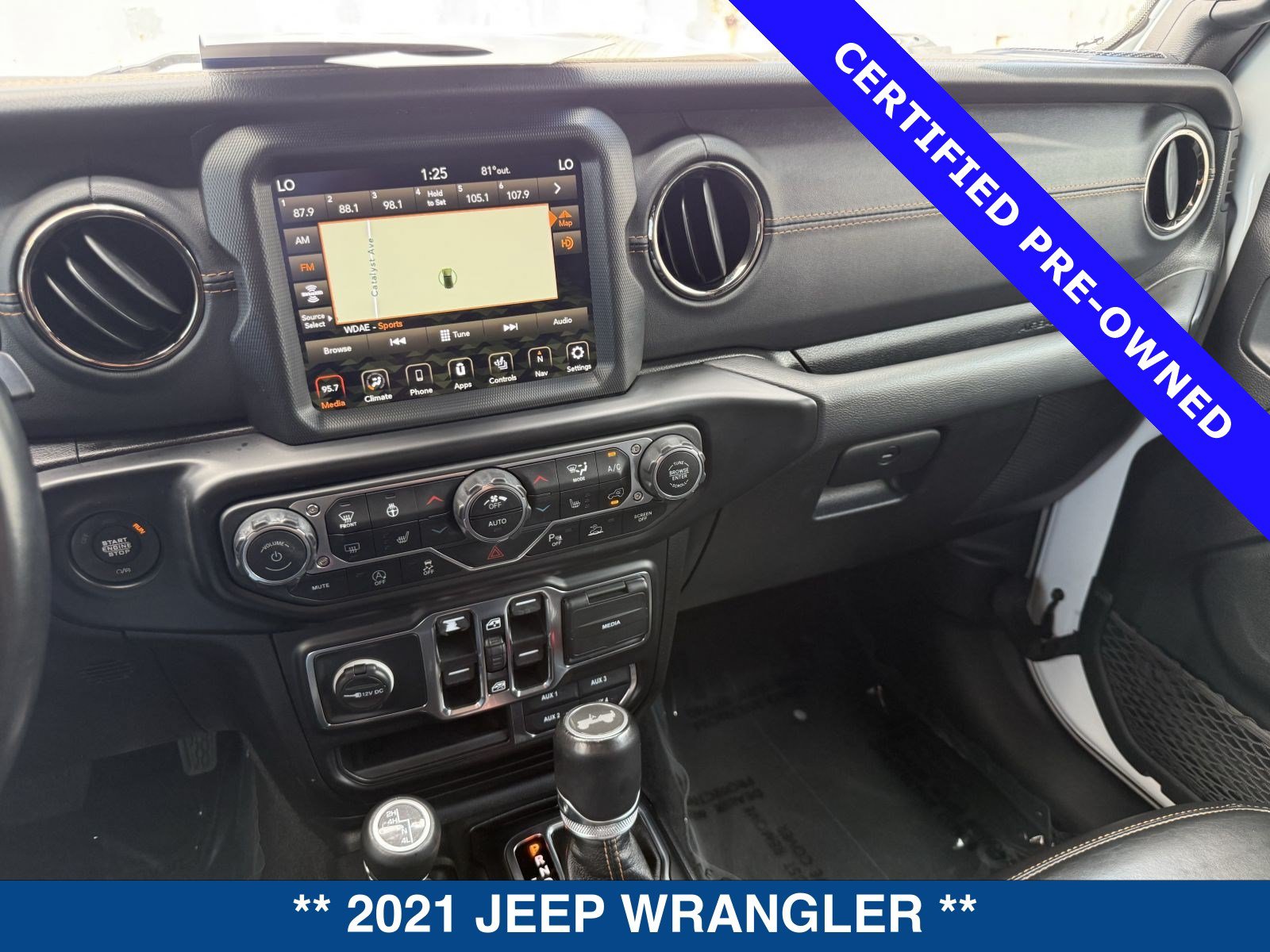 Used 2021 Jeep Wrangler Unlimited Sahara AWD/4WD image 28