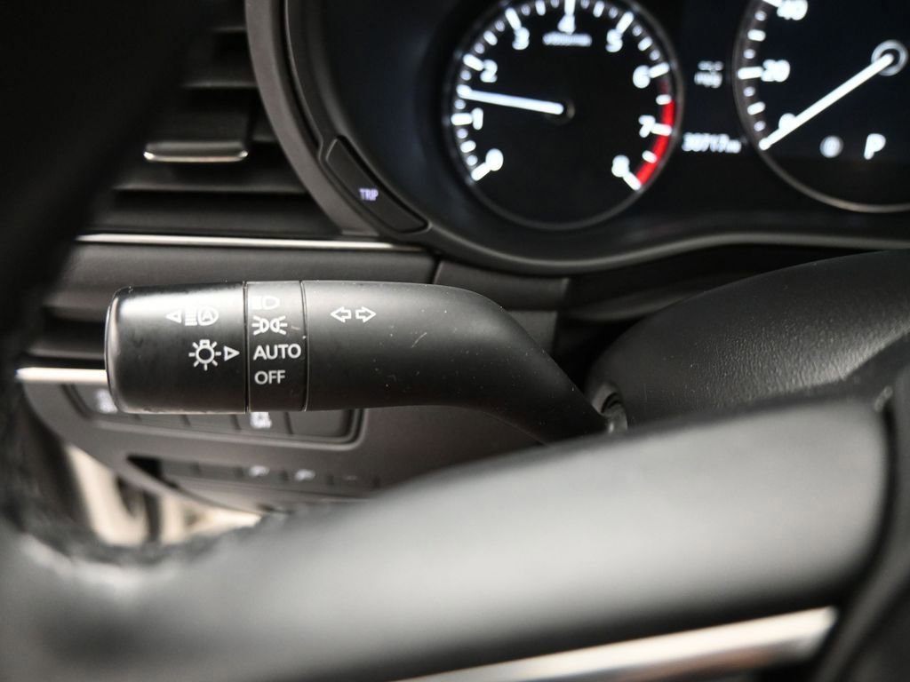 Used 2023 MAZDA MAZDA3 s image 41