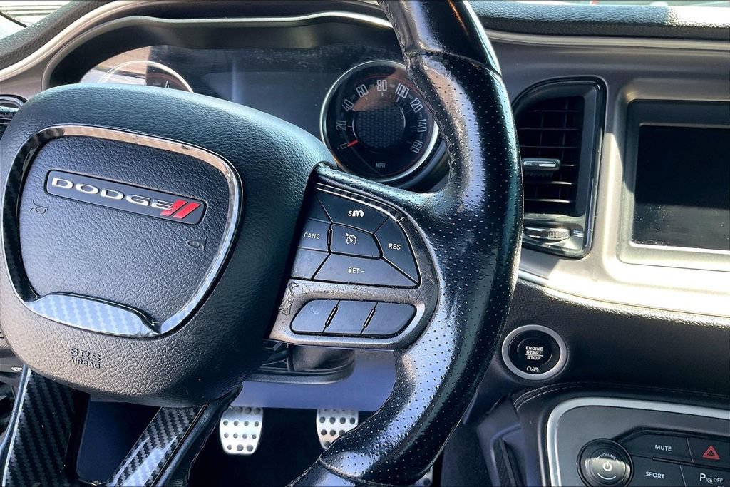Used 2022 Dodge Challenger R/T RWD image 19