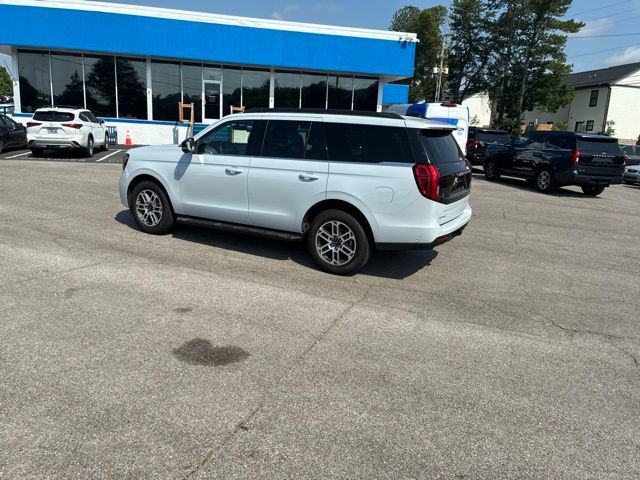 Certified 2025 Ford Expedition Active AWD/4WD image 23