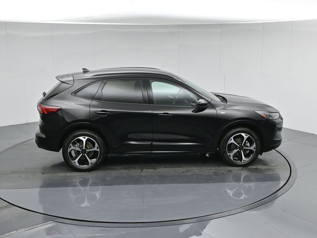 Certified 2024 Ford Escape ST-Line Elite image 12