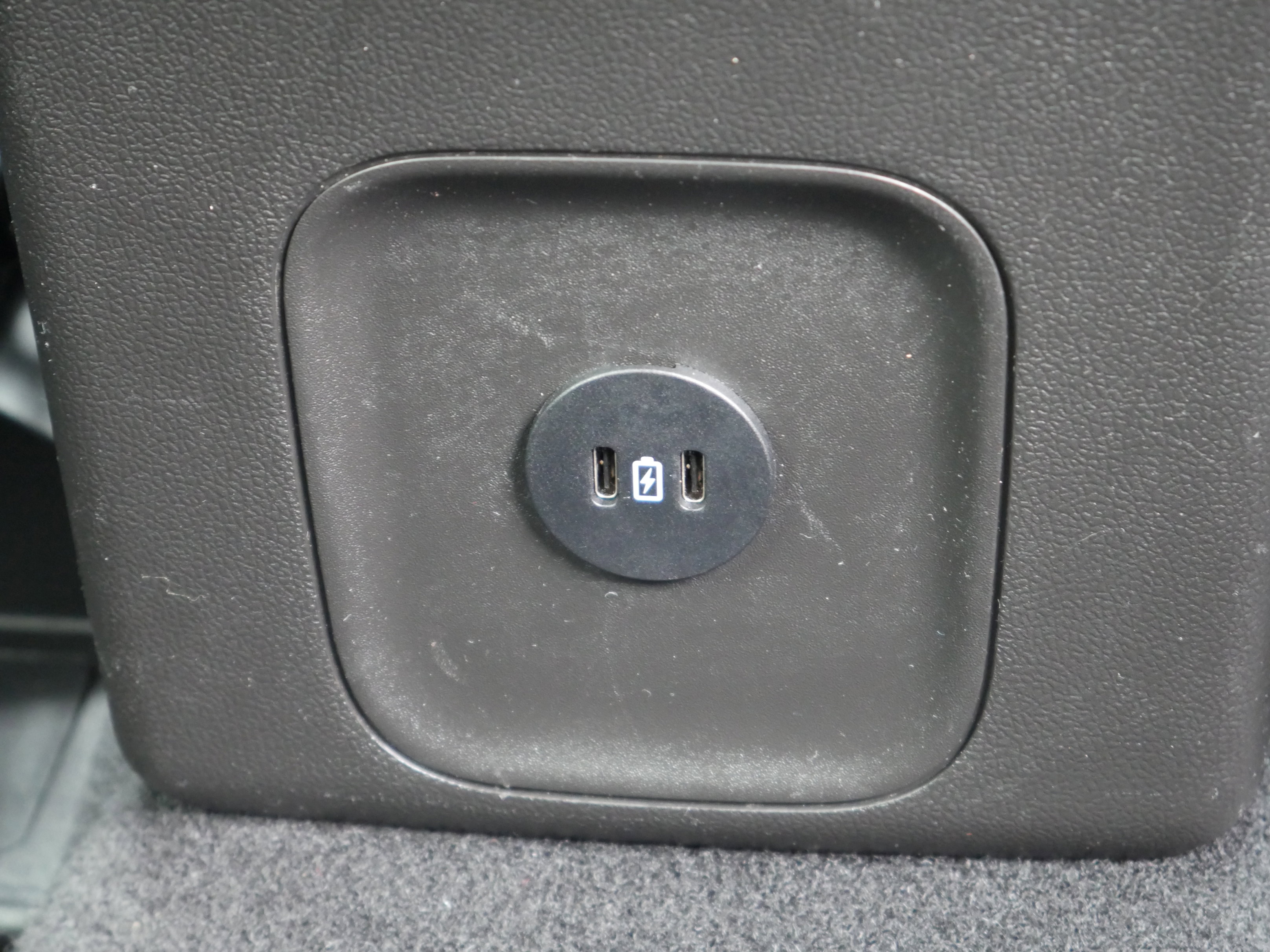 Certified 2025 Ford Escape Platinum AWD/4WD image 31