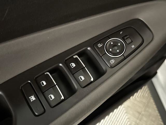 Used 2020 Hyundai Santa Fe SE FWD image 16