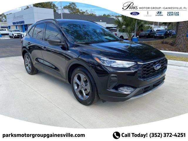 Certified 2025 Ford Escape ST-Line image 1