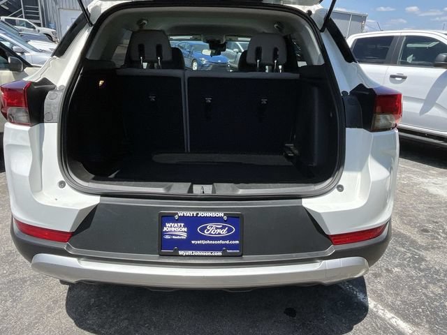 Used 2024 Chevrolet TrailBlazer LT FWD image 15