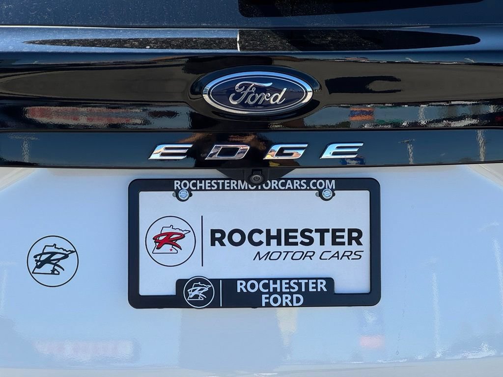 Certified 2022 Ford Edge ST-Line w/ Class II Trailer Tow Package AWD/4WD image 44