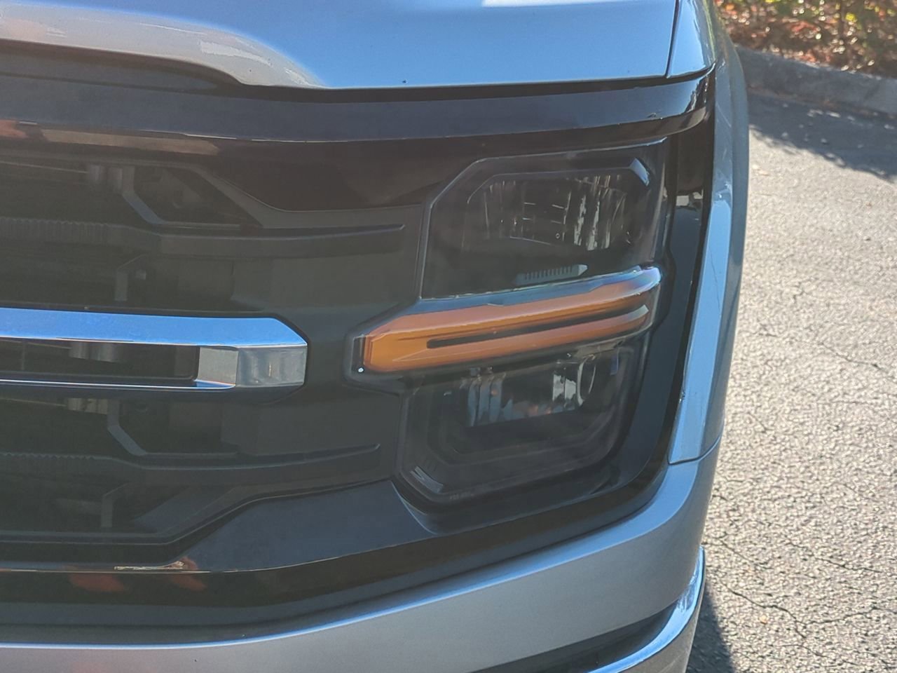 Certified 2024 Ford F150 XLT w/ Mobile Office Package image 10