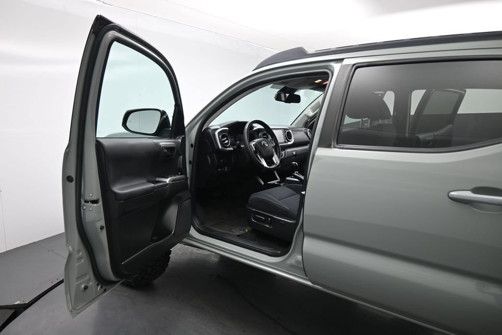 Used 2023 Toyota Tacoma 4x4 Double Cab w/ Trail Edition image 9